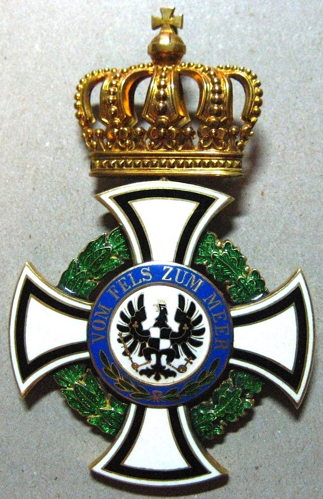 Hausorden von Hohenzollern, Komturkreuz